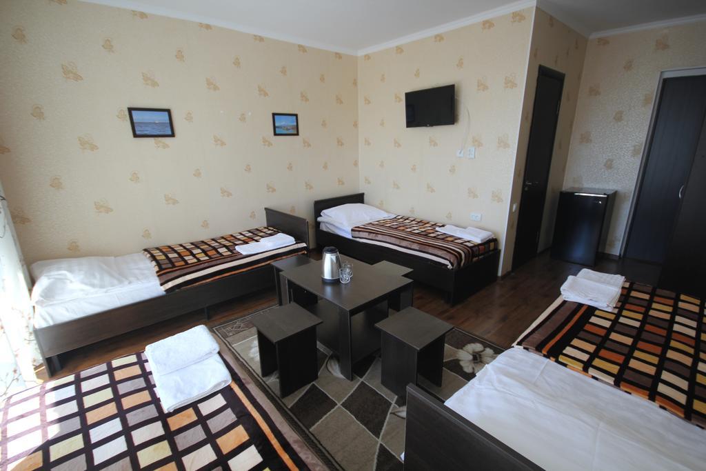 Guest House Parus Bosteri Buitenkant foto